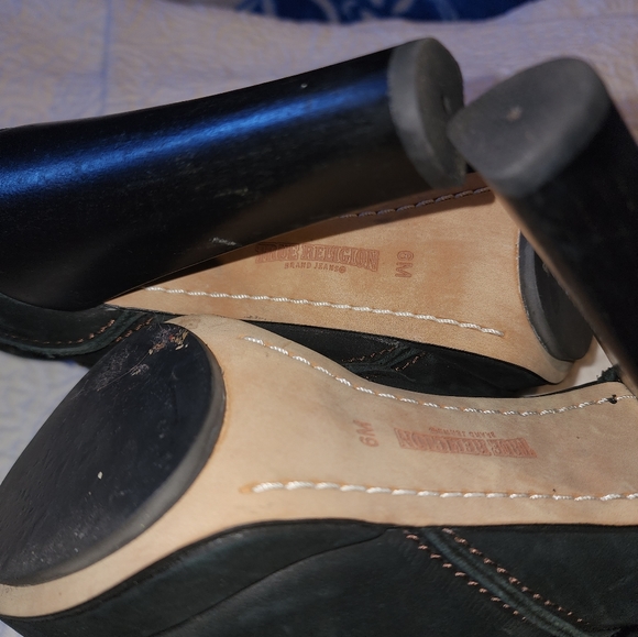 True Religion Brand Jeans Ankle Heel Boots - Picture 2 of 4